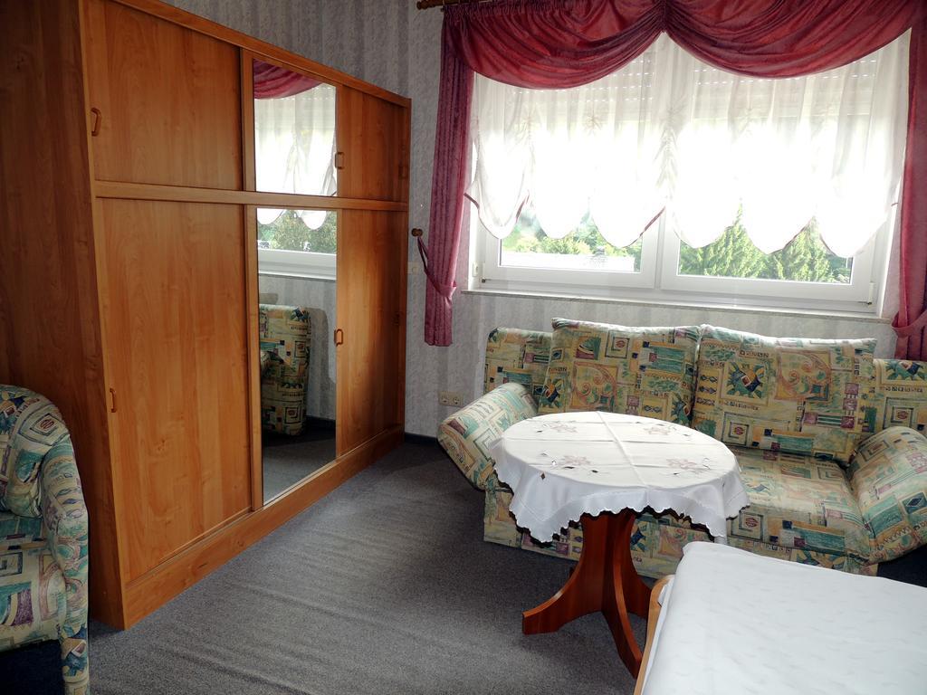 Gaestehaus Am Hirtenberg Брайтенбрун Екстериор снимка