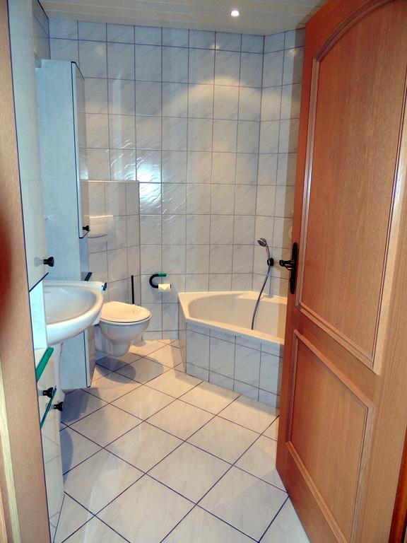 Gaestehaus Am Hirtenberg Брайтенбрун Екстериор снимка