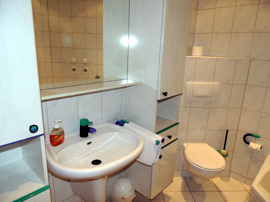 Gaestehaus Am Hirtenberg Брайтенбрун Екстериор снимка