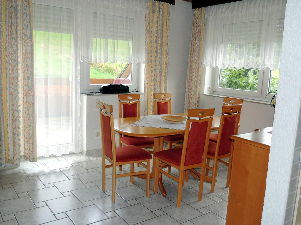 Gaestehaus Am Hirtenberg Брайтенбрун Екстериор снимка