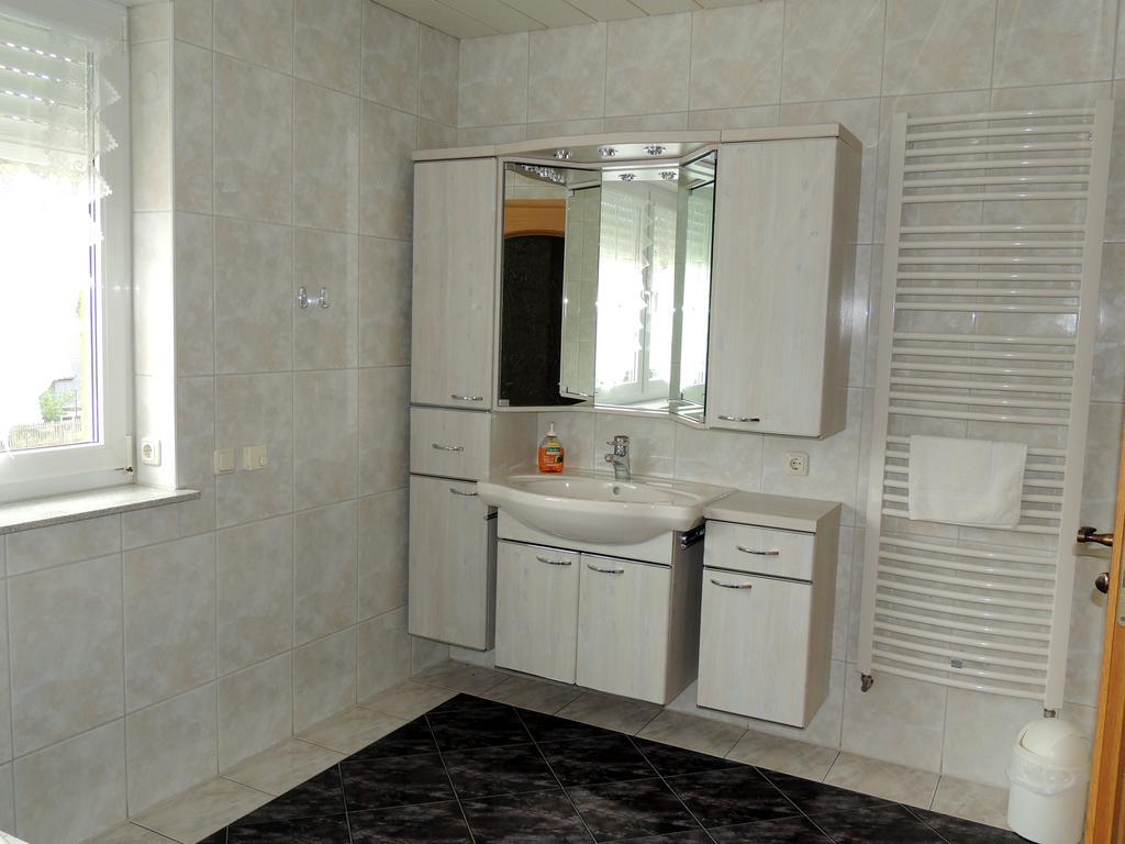 Gaestehaus Am Hirtenberg Брайтенбрун Екстериор снимка